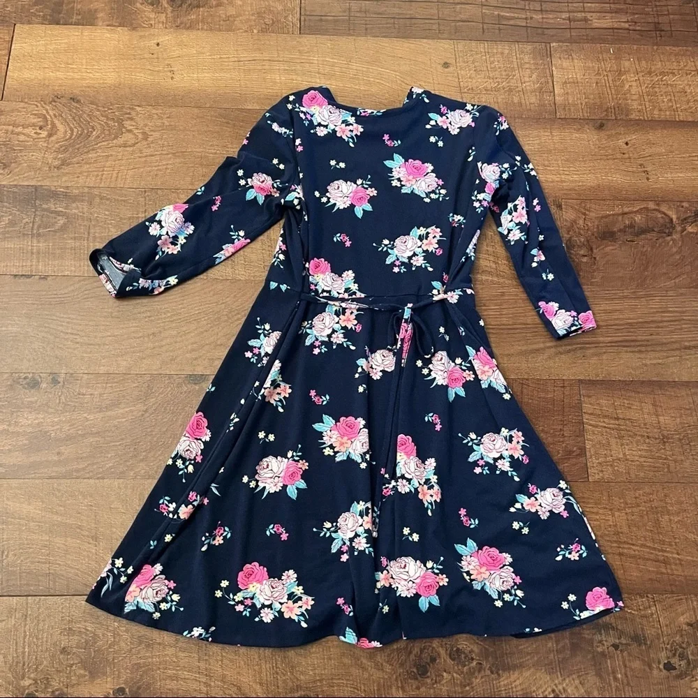 Justice girls flower & navy blue dress Sz 18 +plus stretchy ties at waist